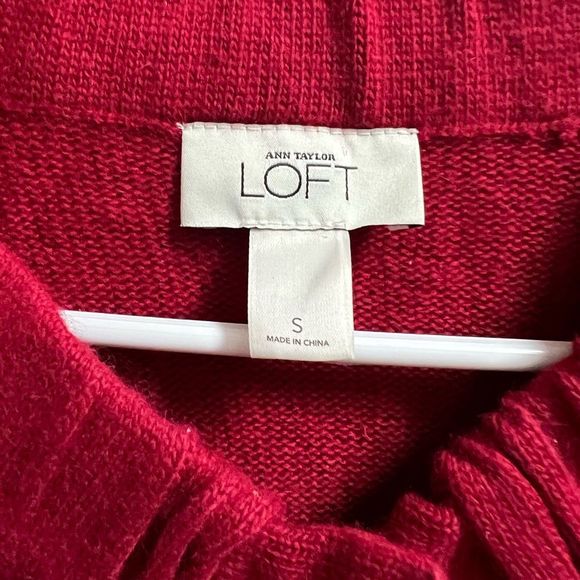 Ann Taylor Loft Red Short Sleeve Cardigan Sweater Size Small - Picture 11 of 11